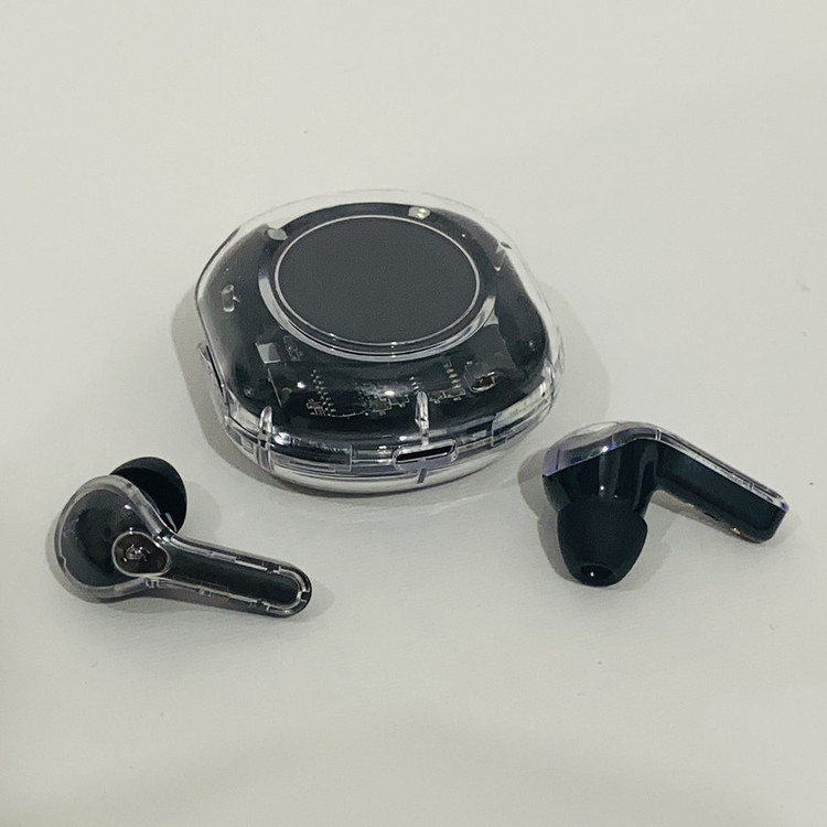 هدفون بلوتوثی مدل UltraPods Pro بدون قابلیت نویز کنسلینگ، درگاه شارژ USB Type-C، با قابلیت کاهش نویز