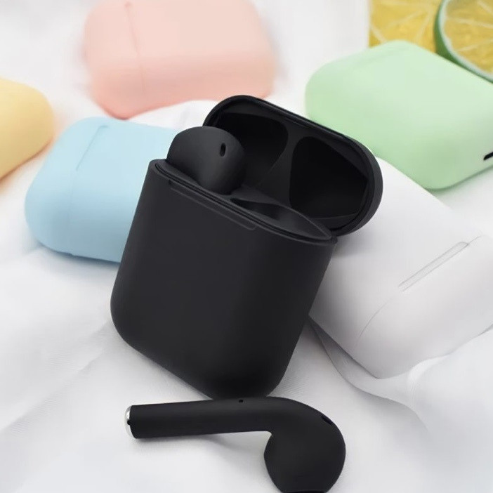 هدفون بلوتوثی مدل inpods 12 بدون قابلیت نویز کنسلینگ، درگاه شارژ لایتنینگ، تا 5 ساعت عمر باتری، امکان استفاده به صورت پاوربانک، کنترل لمسی، مقاوم در برابر رطوبت و عرق