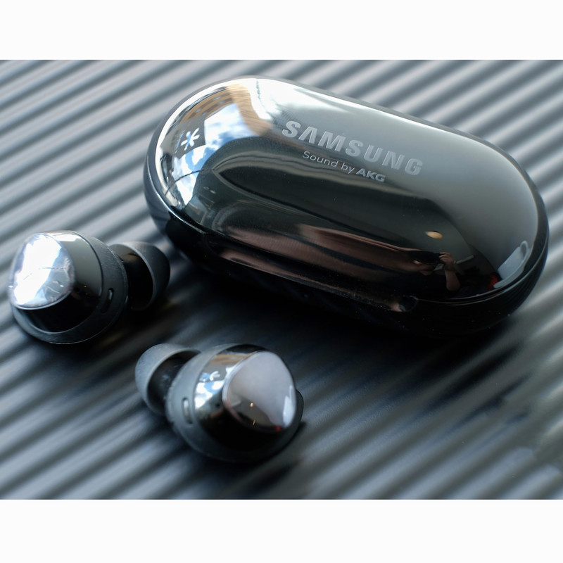 هدفون بی سیم مدل Galaxy Buds Plus