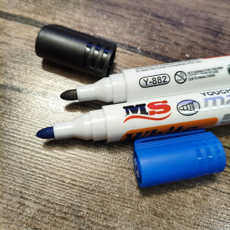 ماژیک وایت برد مدل رنگی به همراه تخته پاک کن بسته 4 عددی