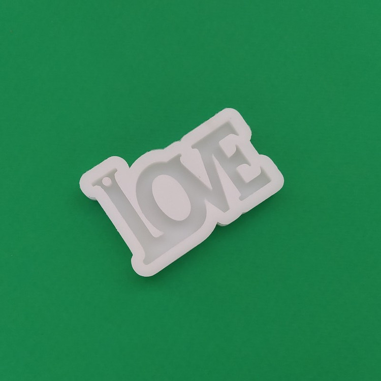 قالب رزین مدل جاکلیدی طرح LOVE کد 1