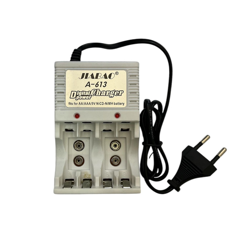 شارژر جیابائو مدل A-613 به همراه باتری قلمی بسته چهار عدد