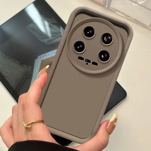 کاور موکولو مدل Silicone Puffer Strap مناسب برای گوشی موبایل شیائومی 14 Ultra به همراه بند