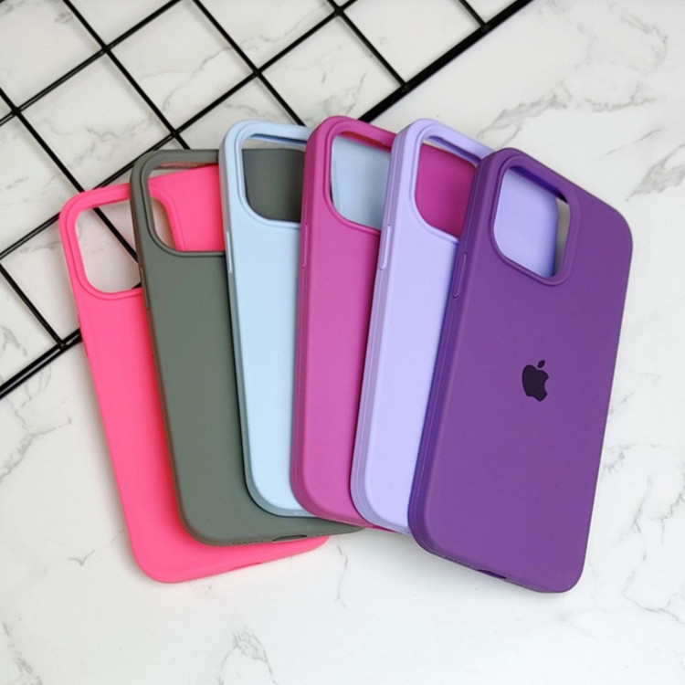 کاور گوشی مدل سیلیکونی کد SC مناسب برای گوشی موبایل اپل Iphone 16 Pro
