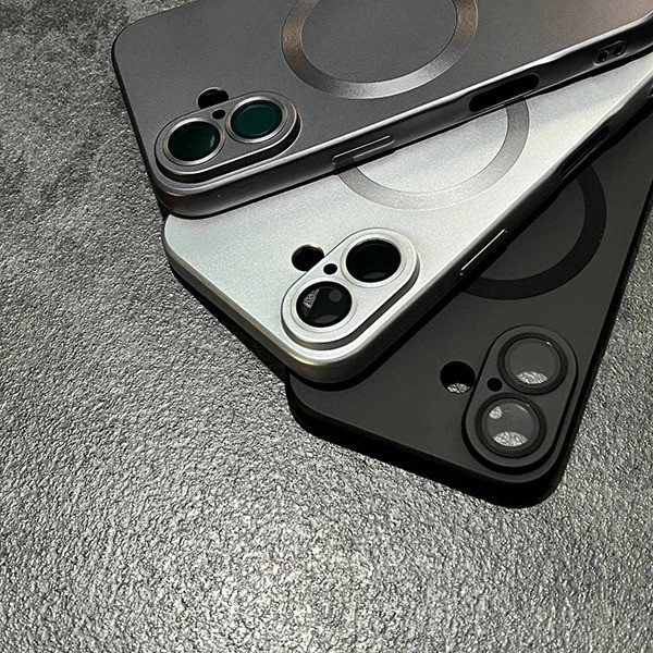 کاور همتا قاب مدل مگ سیف مناسب برای گوشی موبایل اپل iPhone 16 pro max