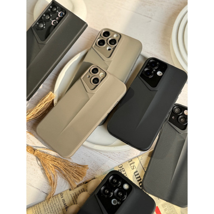 کاور مدل Porsche Design مناسب برای گوشی موبایل اپل iPhone 16