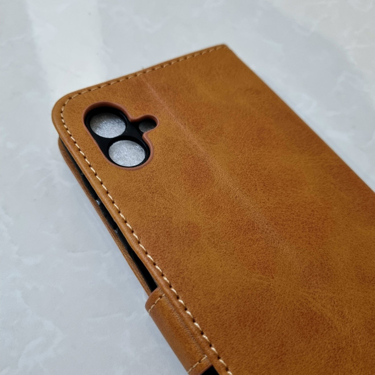 کیف کلاسوری مدل magneti مناسب برای گوشی موبایل سامسونگ Galaxy A06