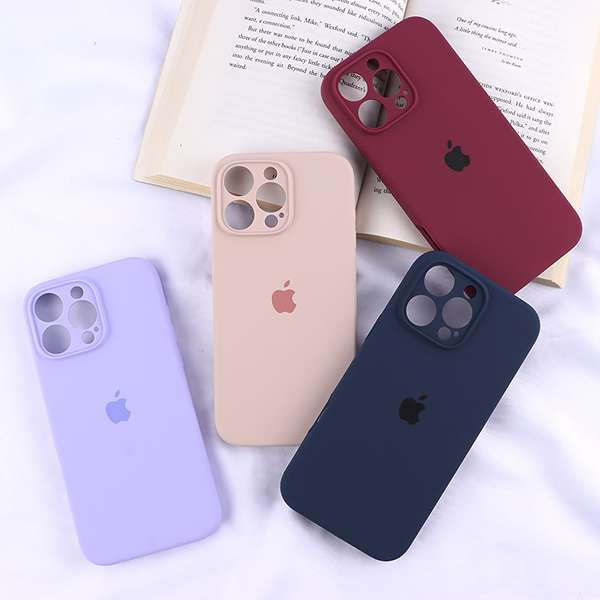 کاور مدل سیلیکونی پاک کنی مناسب برای گوشی موبایل اپل IPHONE 16 PROMAX