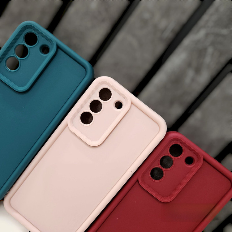 کاور مدل solid مناسب برای گوشی موبایل سامسونگ Galaxy S21 FE