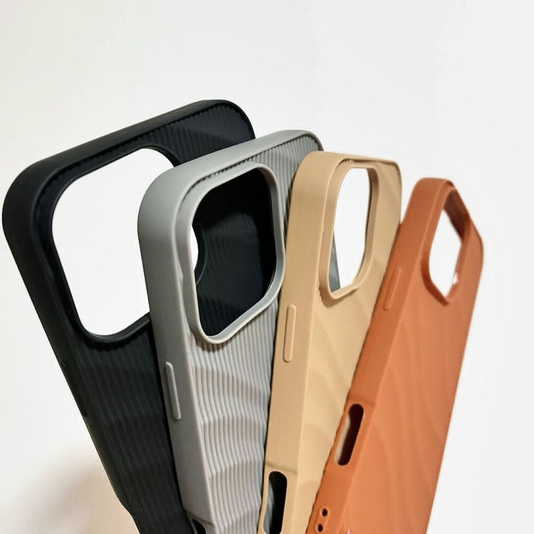 کاور آکادا مدل Curve مناسب برای گوشی موبایل اپل iphone 16