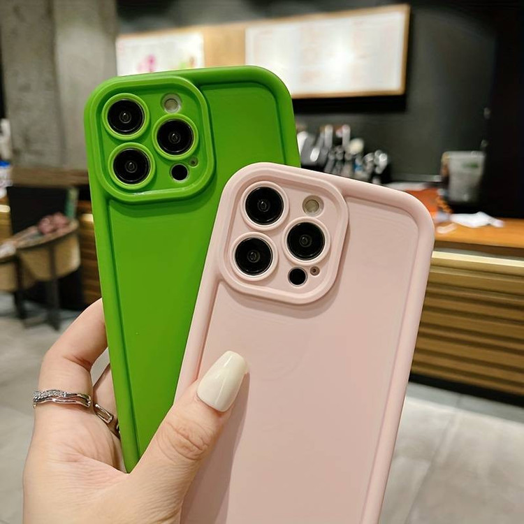 کاور موکولو مدل Silicone Puffer Strap مناسب برای گوشی موبایل اپل iPhone 16 Pro max به همراه بند آویز