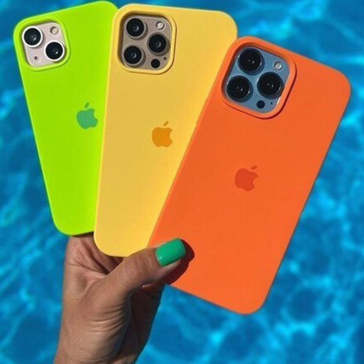 کاور تام قاب مدل ساده کد Clkb مناسب برای گوشی موبایل اپل iPhone 16