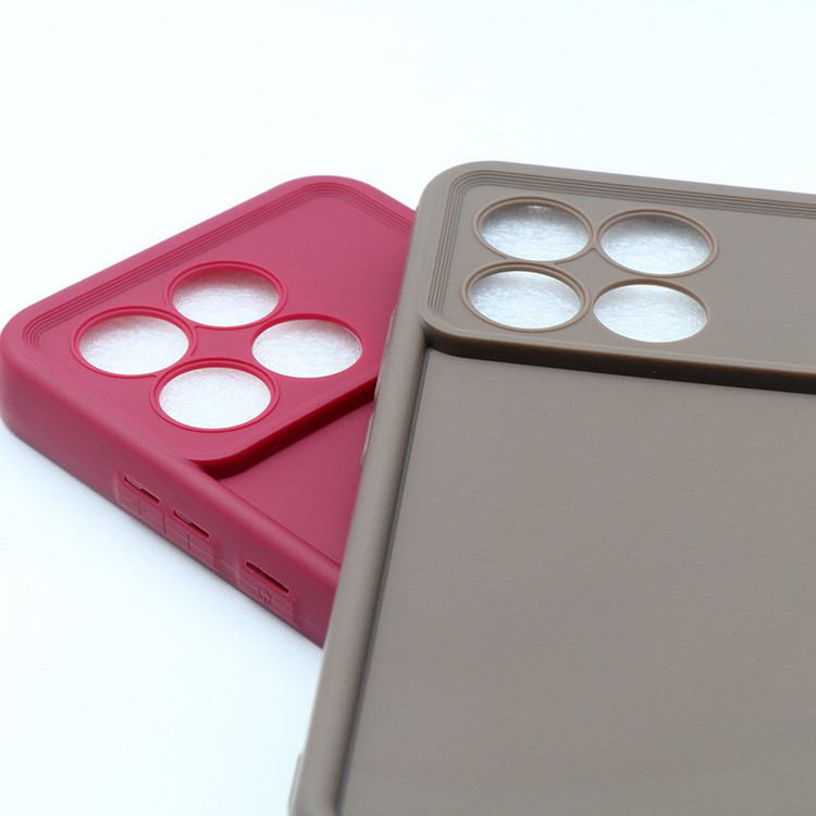 کاور موکولو مدل Silicone Puffer Strap مناسب برای گوشی موبایل شیائومی Poco X6 Pro به همراه بند آویز