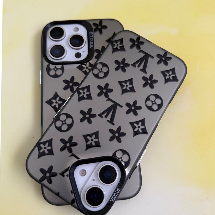 کاور مدل so cool طرح Louis Vuitton مناسب برای گوشی موبایل اپل Iphone 15 pro max