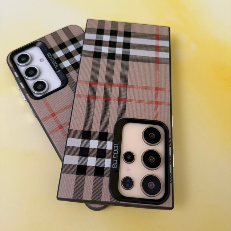 کاور مدل so cool طرح Burberry مناسب برای گوشی موبایل سامسونگ Galaxy S24 FE