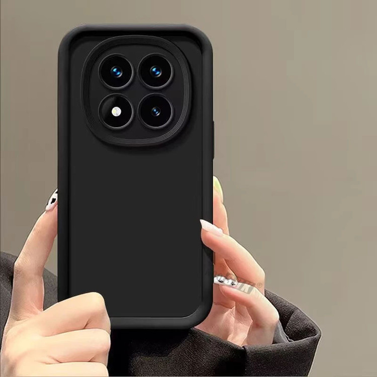 کاور موکولو مدل Silicone Puffer Strap مناسب برای گوشی موبایل شیائومی Redmi Note 14 Pro 4G به همراه بند آویز