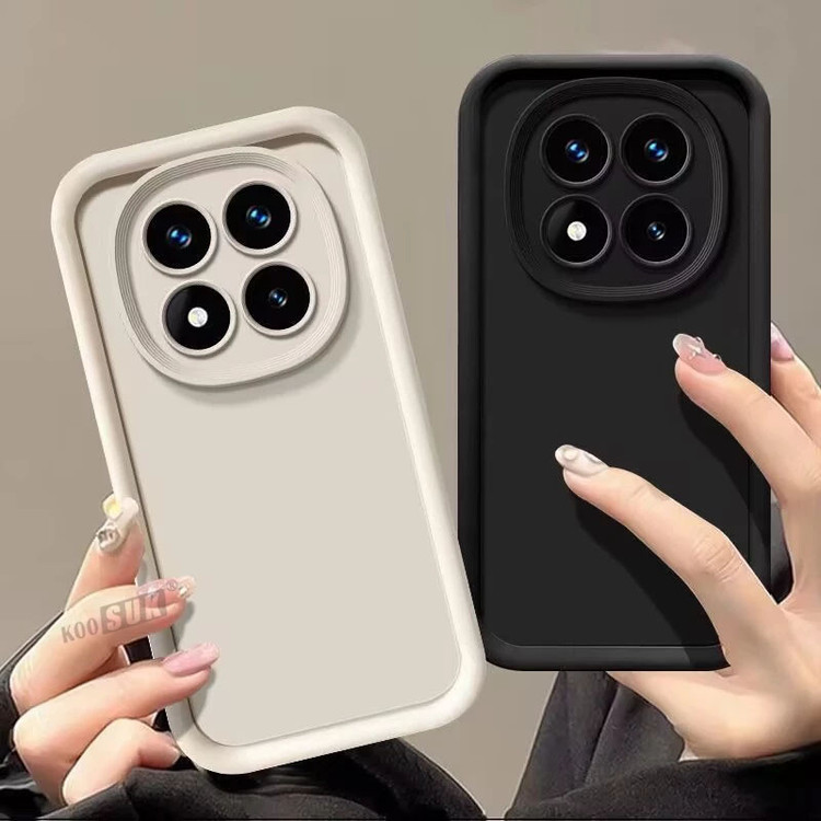 کاور موکولو مدل Silicone Puffer Strap مناسب برای گوشی موبایل شیائومی Redmi Note 14 Pro 4G به همراه بند آویز