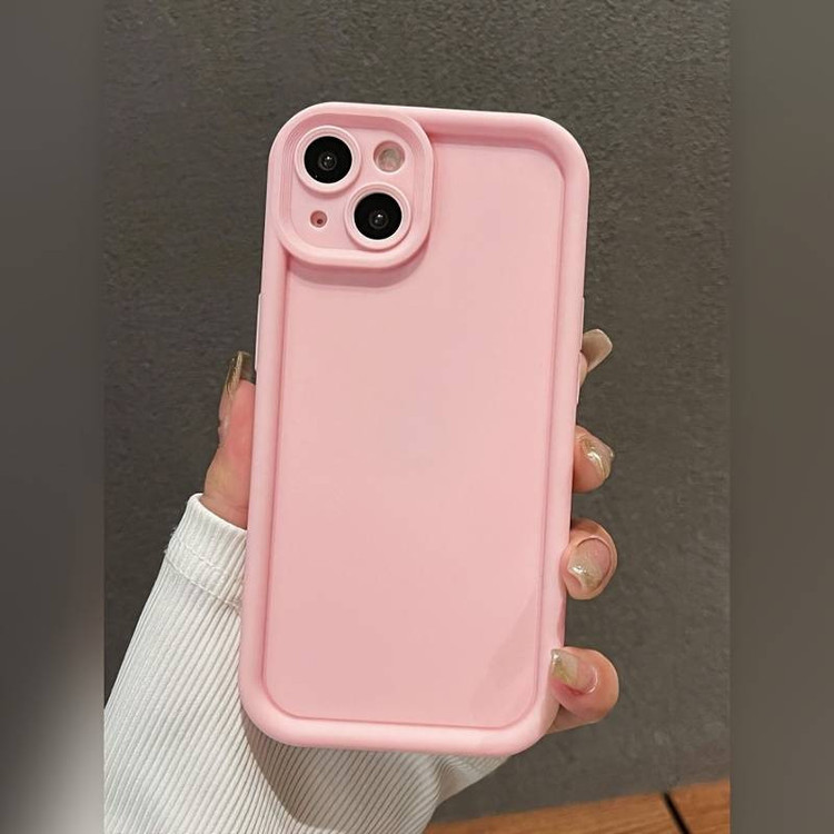 کاور موکولو مدل Silicone Puffer Strap مناسب برای گوشی موبایل اپل iPhone 13 به همراه بندآویز