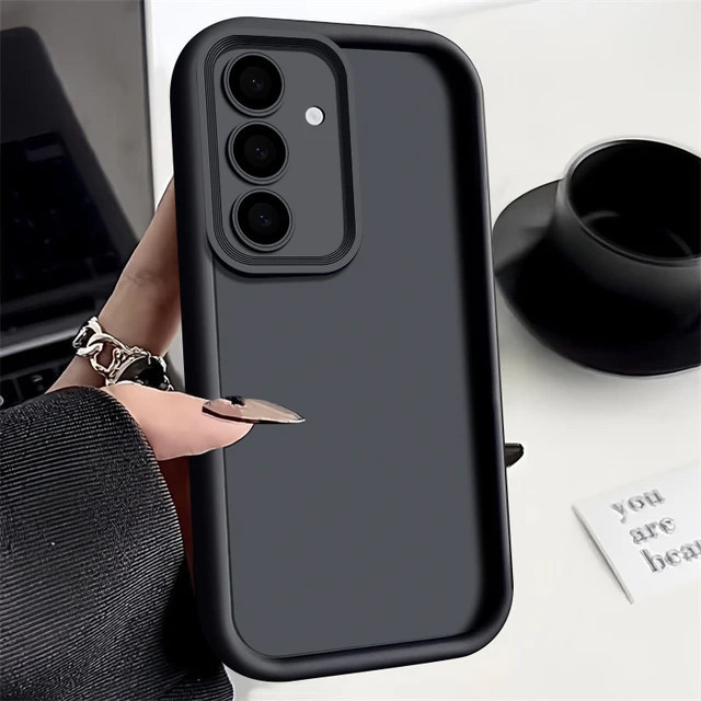 کاور موکولو مدل Silicone Puffer Strap مناسب برای گوشی موبایل سامسونگ Galaxy A56 5G به همراه بند آویز