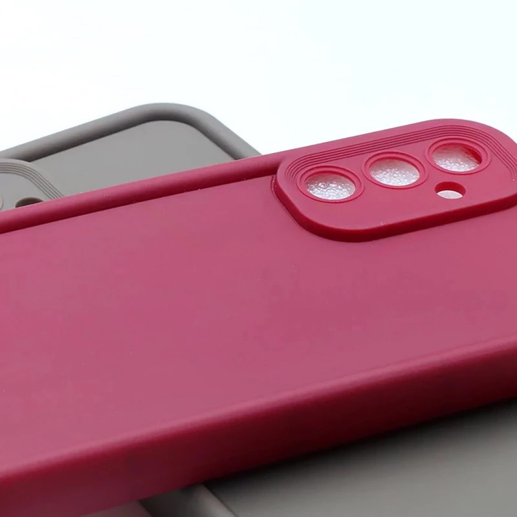 کاور موکولو مدل Silicone Puffer Strap مناسب برای گوشی موبایل سامسونگ Galaxy A16 5G / A16 4G به همراه بند آویز