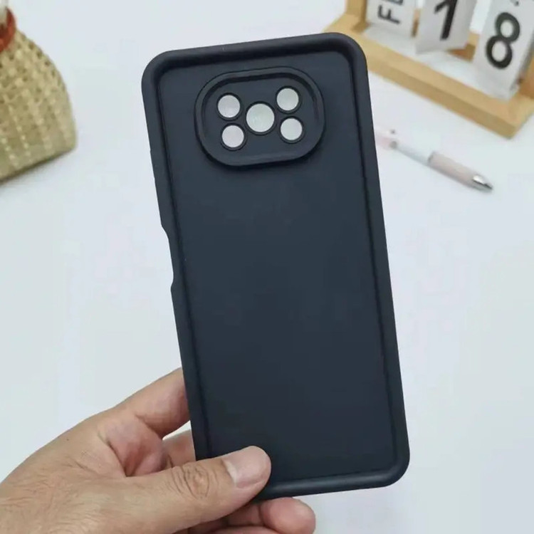 کاور موکولو مدل Silicone Puffer Strap مناسب برای گوشی موبایل شیائومی Poco X3/ Poco X3 Pro به همراه بند آویز