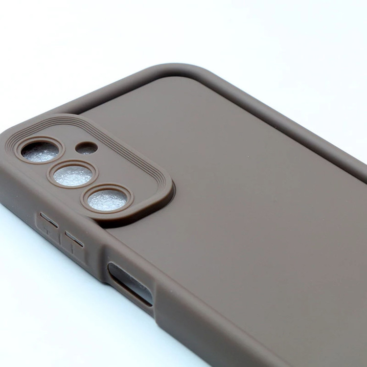 کاور موکولو مدل Silicone Puffer Strap مناسب برای گوشی موبایل سامسونگ Galaxy A25 به همراه بند آویز