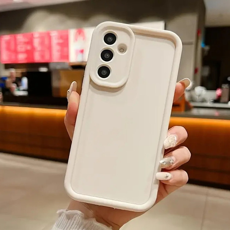 کاور موکولو مدل Silicone Puffer Strap مناسب برای گوشی موبایل سامسونگ Galaxy A25 به همراه بند آویز
