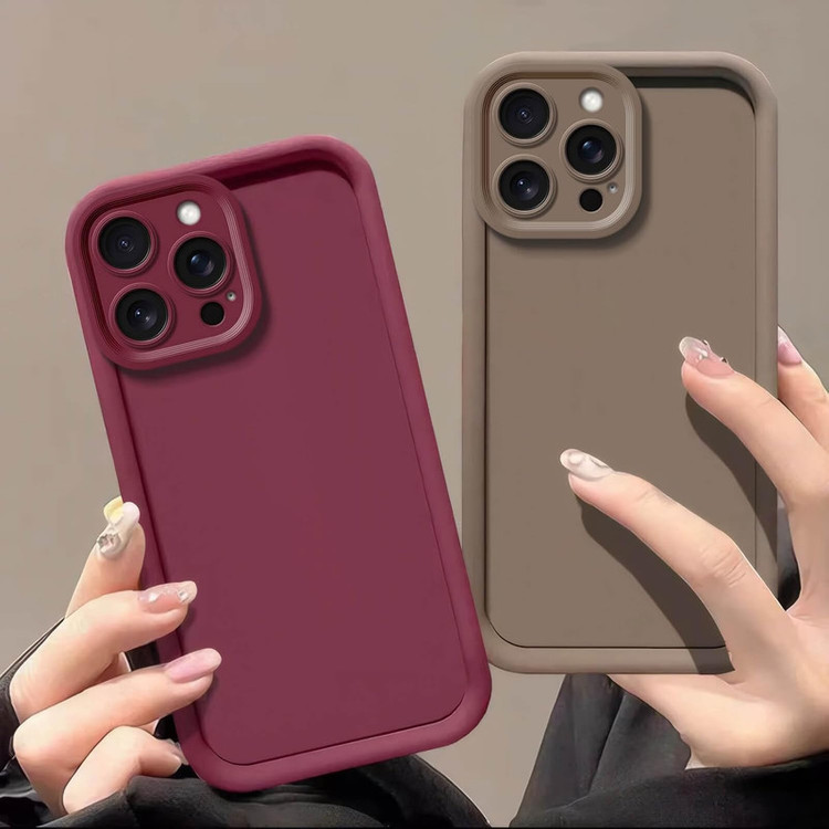 کاور موکولو مدل Silicone Puffer Strap مناسب برای گوشی موبایل سامسونگ Galaxy A17 به همراه بند آویز