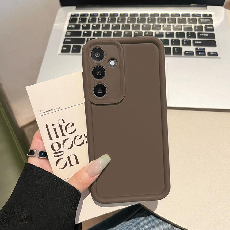 کاور موکولو مدل Silicone Puffer Strap مناسب برای گوشی موبایل سامسونگ Galaxy A17 به همراه بند آویز