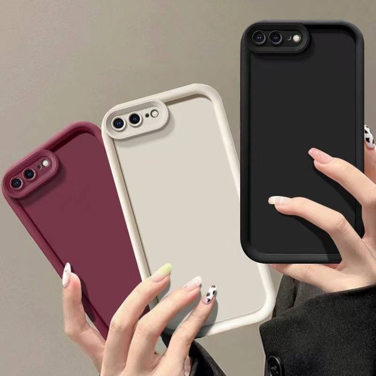 کاور موکولو مدل Silicone Puffer Strap مناسب برای گوشی موبایل اپل iPhone 7 Plus/ iPhone 8 Plus به همراه بند آویز