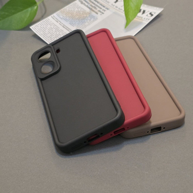 کاور موکولو مدل Silicone Puffer Apple Strap مناسب برای گوشی موبایل شیائومی Poco X7 Pro 5G به همراه بند آویز
