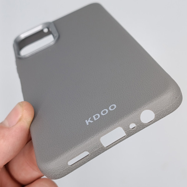 کاور کد KDO6 مناسب برای گوشی موبایل سامسونگ Galaxy A06 به همراه بند آویز