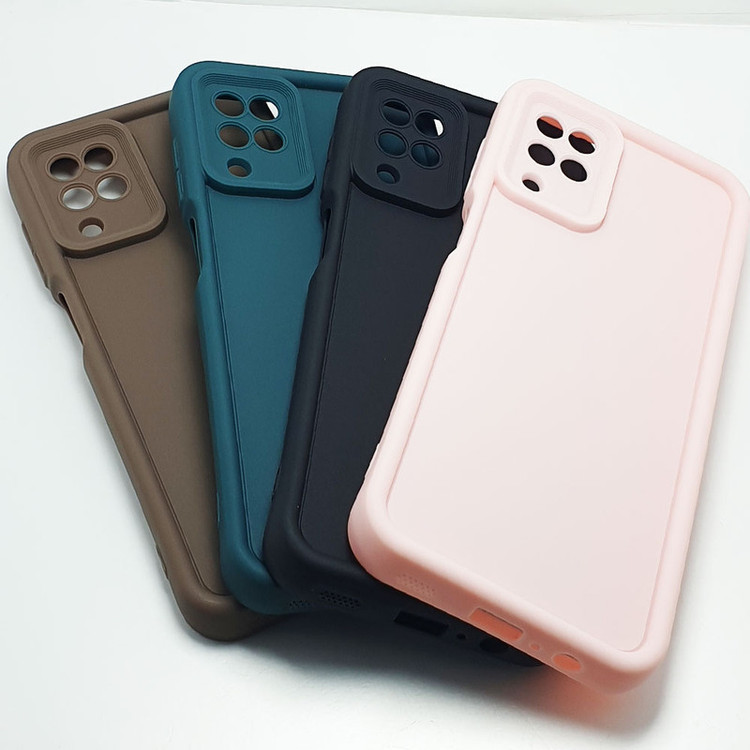 کاور موکولو مدل Silicone Puffer Strap مناسب برای گوشی موبایل سامسونگ Galaxy A22 4G به همراه بند آویز