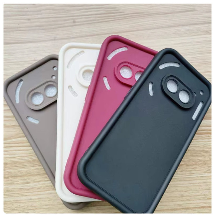 کاور موکولو مدل Silicone Puffer Strap مناسب برای گوشی موبایل ناتینگ فون 2A Plus/ 2A به همراه بند آویز