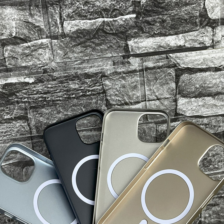 کاور تام قاب مدل مگ سیف طرح PC-HARD مناسب برای گوشی موبایل اپل iPhone 13 Pro