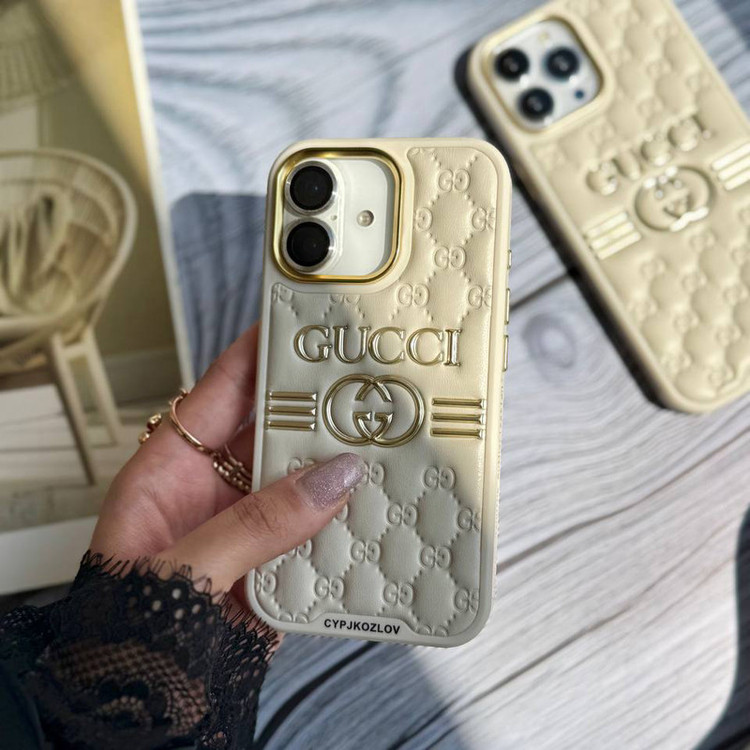 کاور قاب یاران مدل Gucci مناسب برای گوشی موبایل اپل iPhone 15 Pro Max