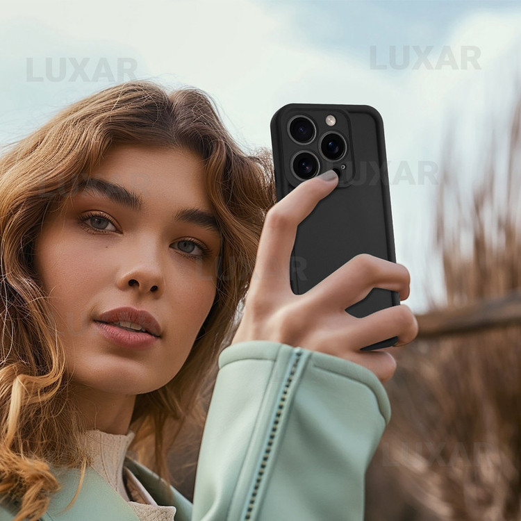 کاور لوکسار مدل 17pro max -Puffer band مناسب برای گوشی موبایل اپل iPhone 17 Pro Max به همراه بند آویز