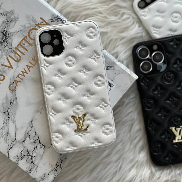 کاور اپیکوی طرح LV مناسب برای گوشی موبایل اپل iPhone 14 Pro