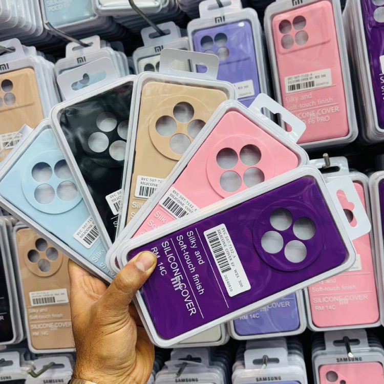کاور عمو قاب مدل سیلیکونی پاک کنی مناسب برای گوشی موبایل شیائومی Poco X6 Pro
