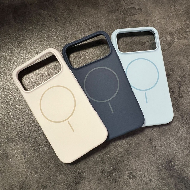 کاور مانستر مدل MagSil1 مناسب برای گوشی موبایل اپل iPhone 17 Pro Max