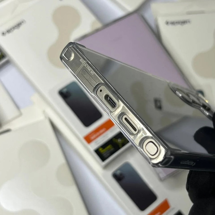 کاور اسپیگن مدل ultra hybrid clear magsafe مناسب برای گوشی موبایل سامسونگ galaxy s23 ultra
