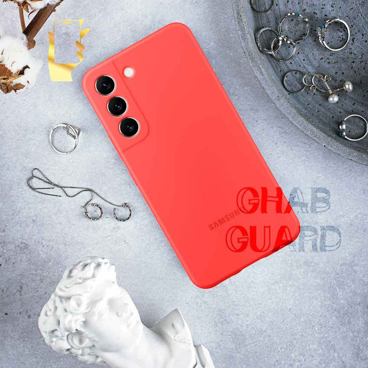 کاور قاب گارد مدل SILICONSUPERD مناسب برای گوشی موبایل اپل iPhone 13 به همراه محافظ صفحه نمایش