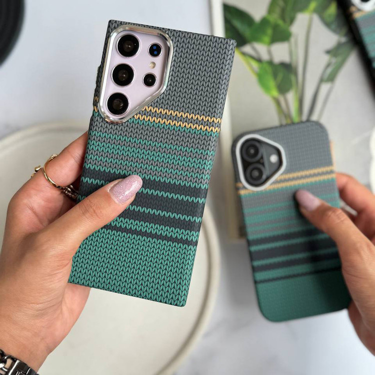 کاور قاب یاران مدل Carbon Vintage مناسب برای گوشی موبایل اپل iPhone 13