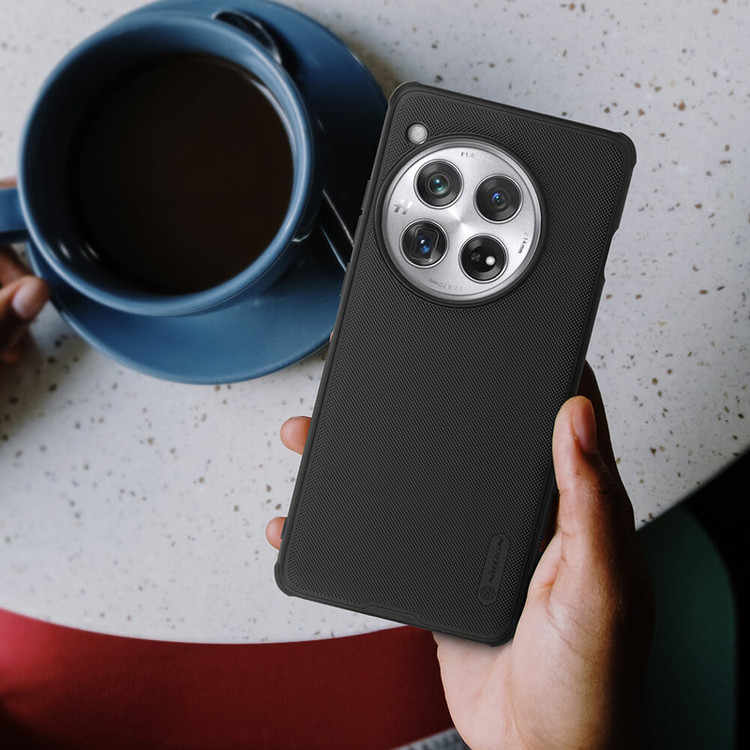 کاور نیلکین مدل Super Frosted Shield Pro مناسب برای گوشی موبایل وان پلاس 12