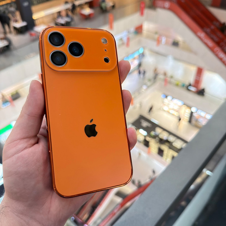 کاور مدل کلاسیک مناسب برای گوشی اپل Iphone 13 Normal