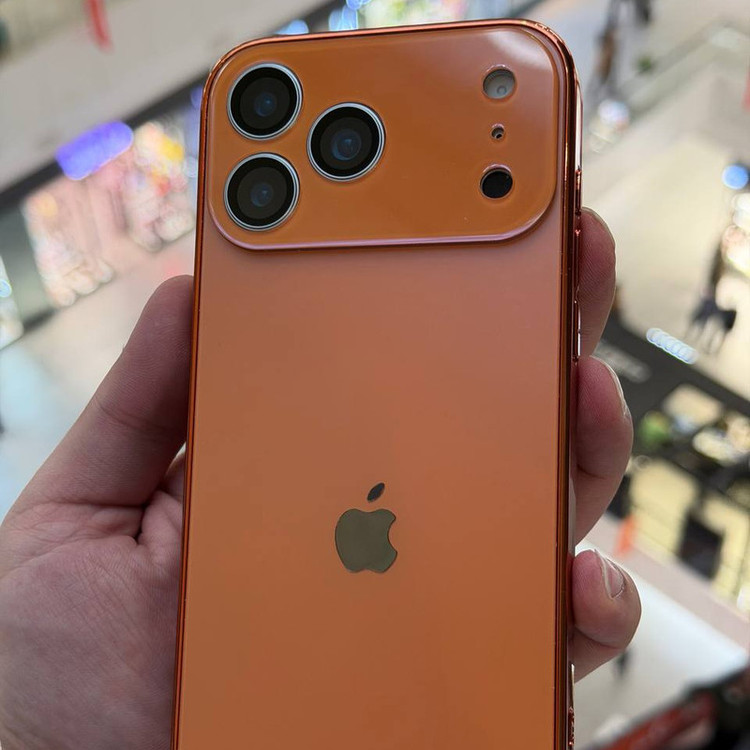 کاور مدل کلاسیک مناسب برای گوشی اپل Iphone 13 Normal