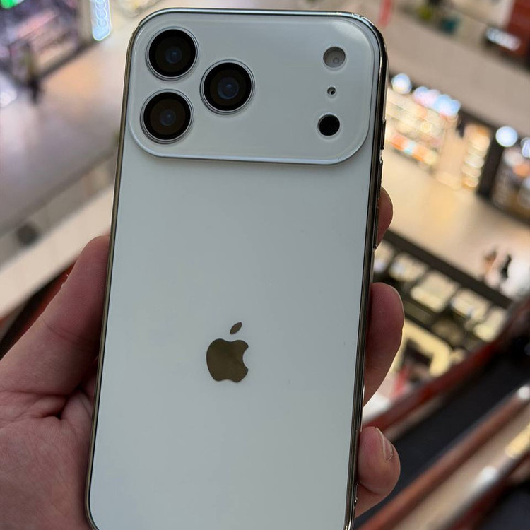 کاور مدل کلاسیک مناسب برای گوشی اپل Iphone 13 Normal