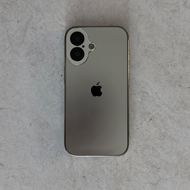 کاور مدل کلاسیک مناسب برای گوشی اپل Iphone 13 Normal