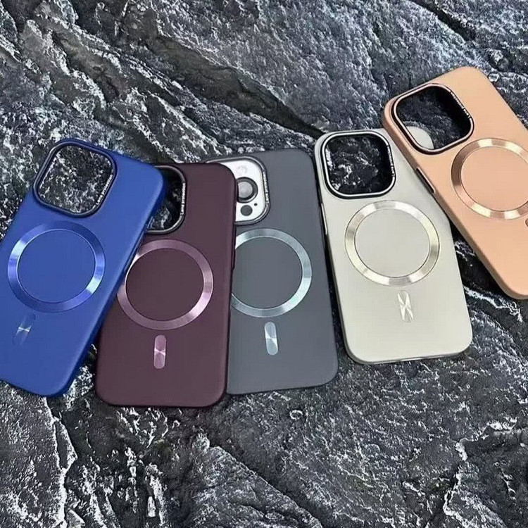 کاور آکادا مدل Fekra مناسب برای گوشی موبایل اپل iphone 16 Pro