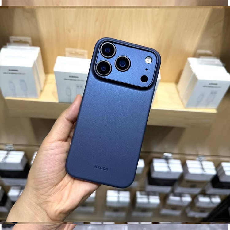 کاور کی -زد دو مدل Air Skin مناسب برای گوشی موبایل اپل iPhone 17 Pro Max